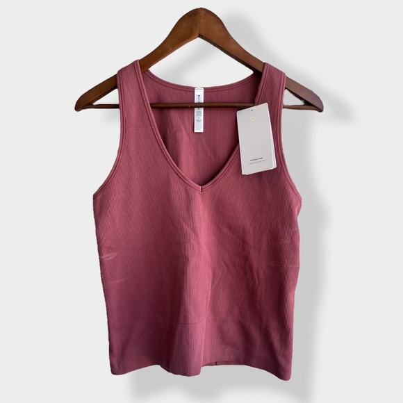 ATHLETA Ribbed Wine Colored Racerback Tank Women’s Medium NWT Shapewear Material - Picture 1 of 4